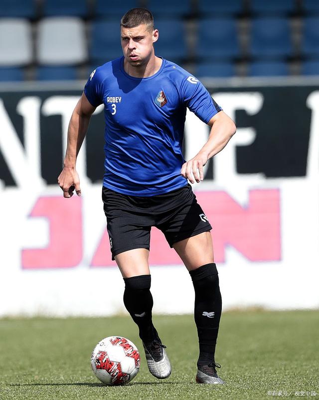 关于埃因霍温迎社区盾关键赛，今晨状态回暖，底气十足，数据趋势出现新变化的信息